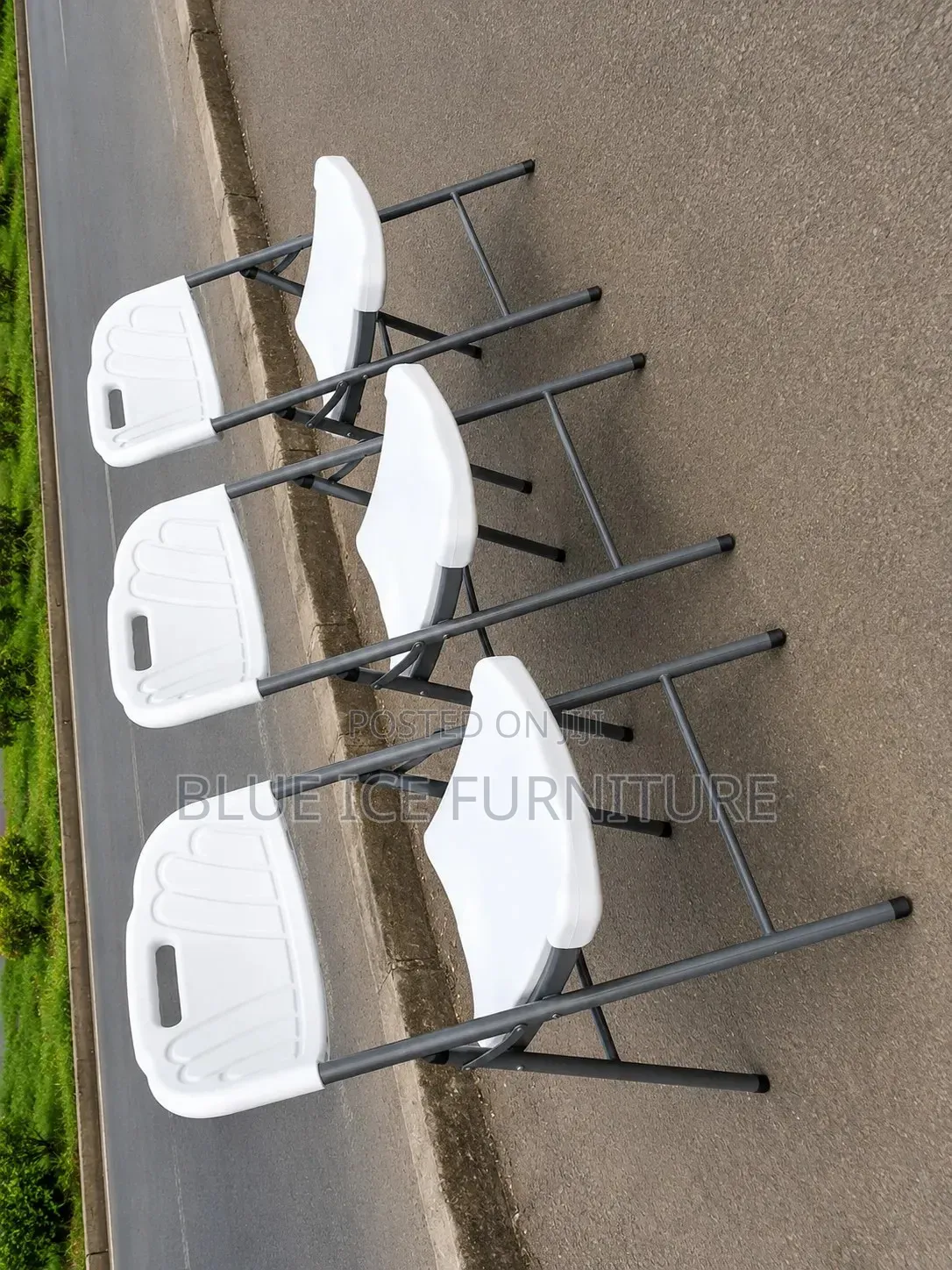 Folding Chair;Heavy Duty White Plastic Folding – Portable Event Chair.