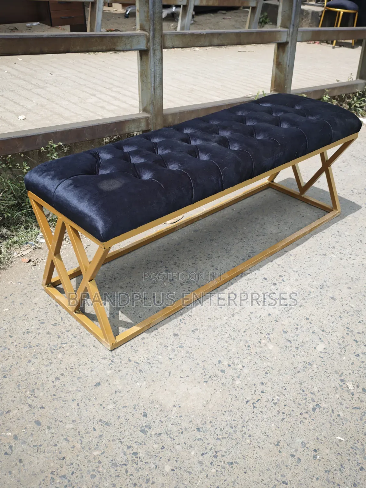 Salon/Spa Waiting Bench