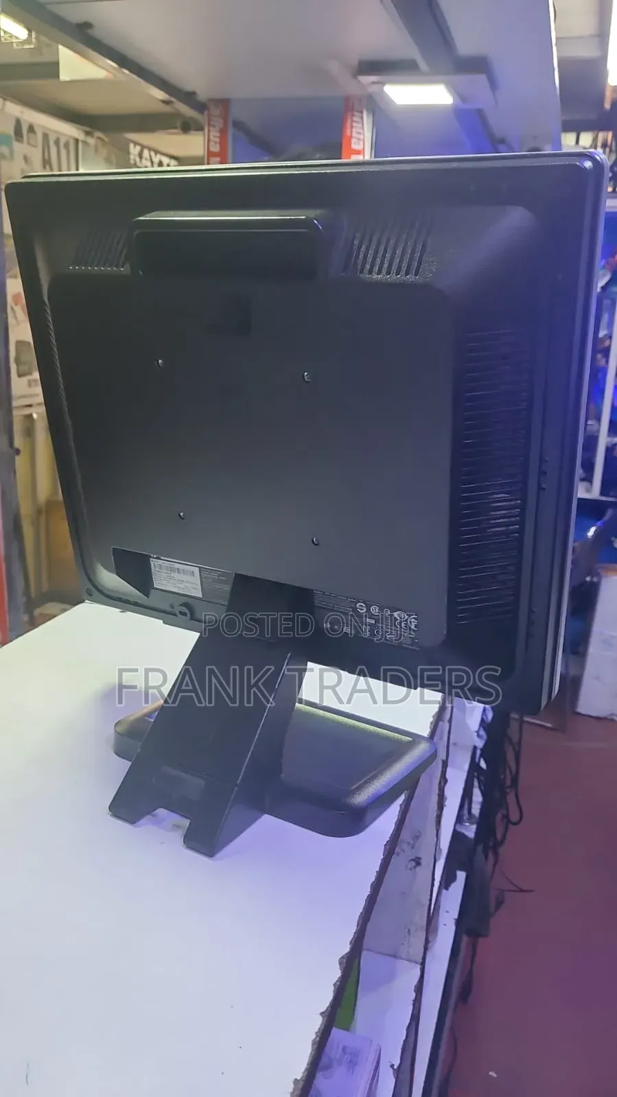HP 17 Inch Square Screen Monitor