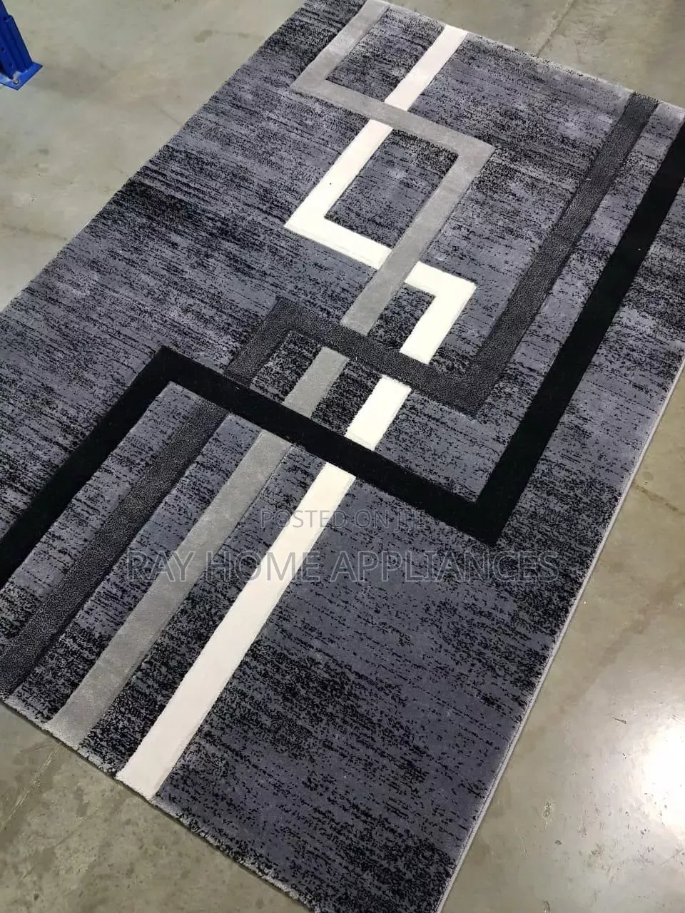 6*9 Paris Carpet