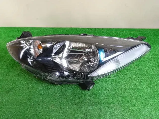 Headlight Mazda Demio 2012 Non Xenon
