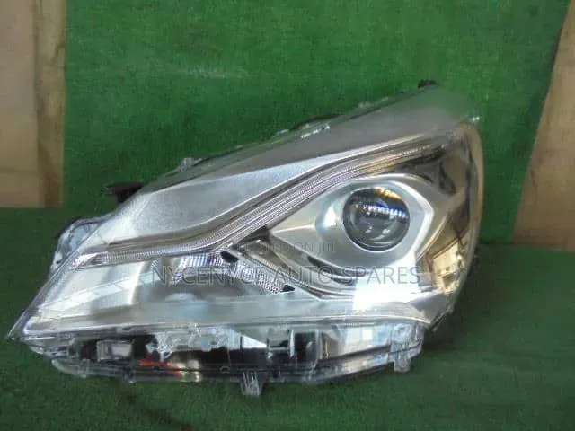 Toyota Porte New Model Xenon Headlight