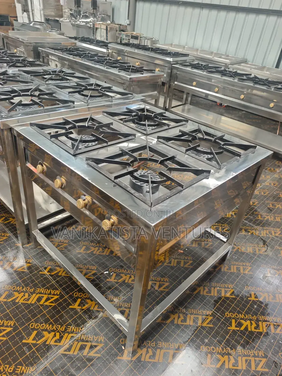 Gas Cooker, 4-Burners