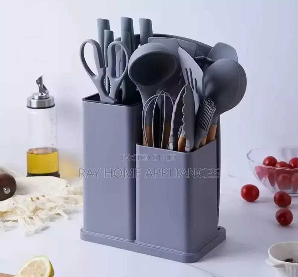 19 Pieces Silicone Set With Knives