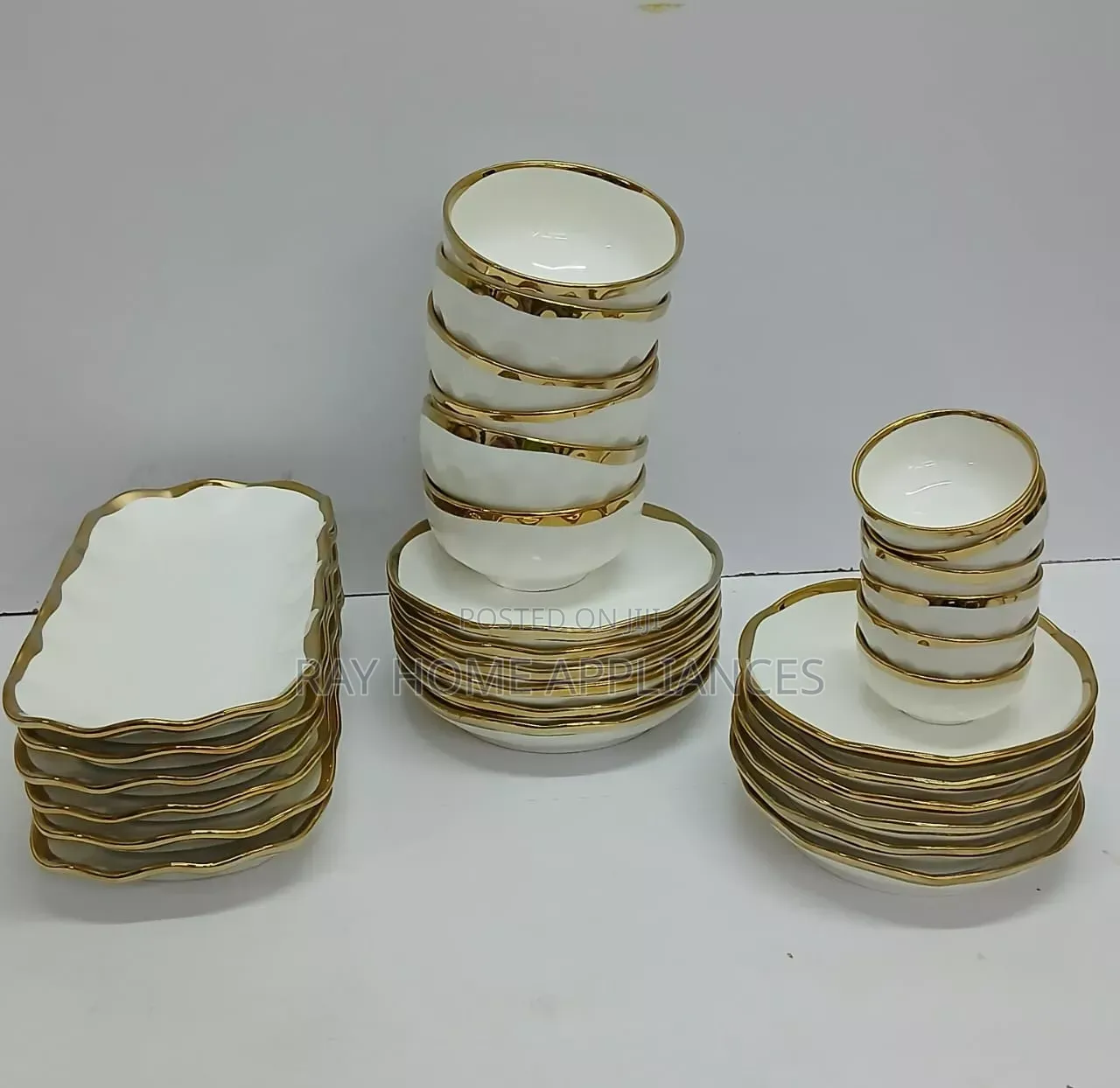 30 Pieces High Quality Ceramic Dinner Set
