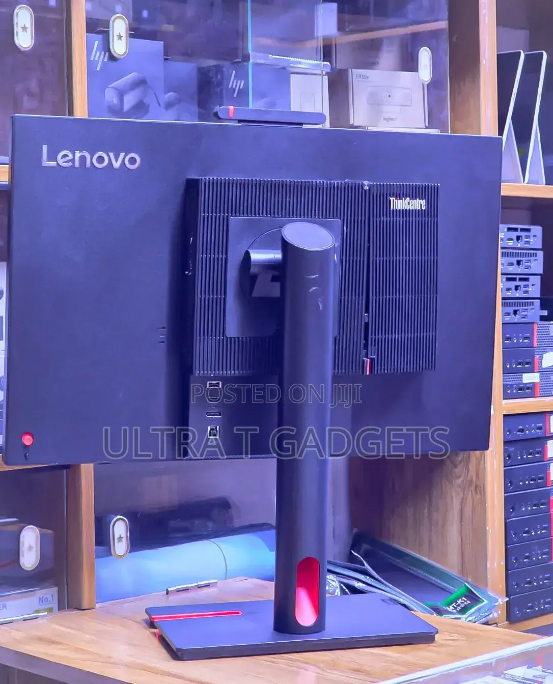 Desktop Computer Lenovo ThinkCentre M810z AIO 16GB Intel SSD 512GB
