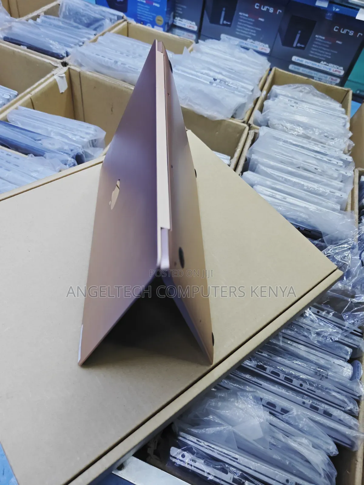 Laptop Apple MacBook Air 2020 8GB Intel Core i3 SSD 256GB