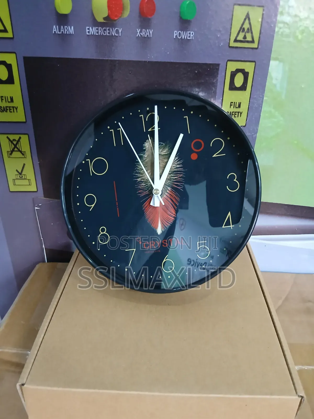 Wall Clock Spy Camera