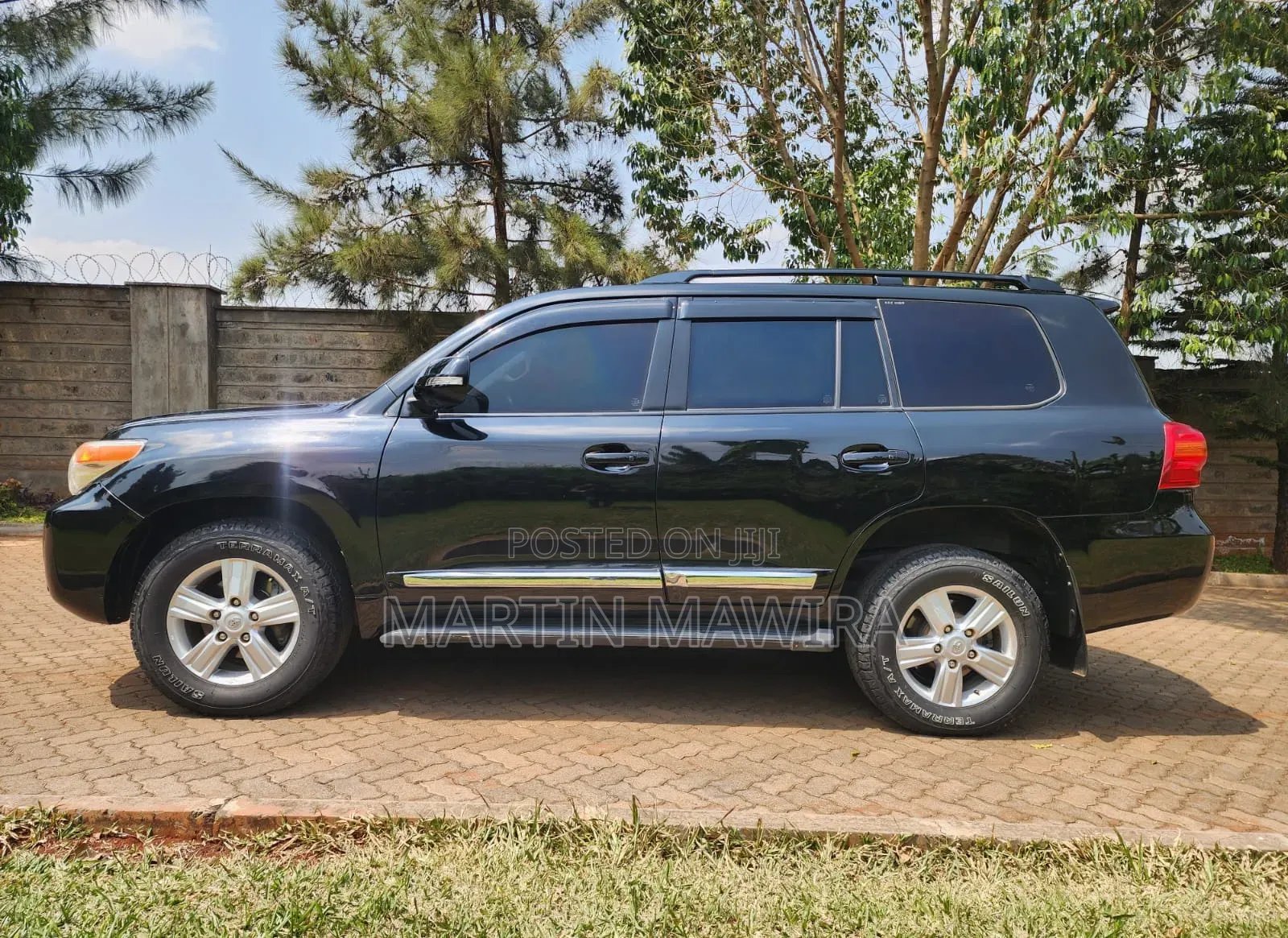 Toyota Land Cruiser Prado 2013 Black