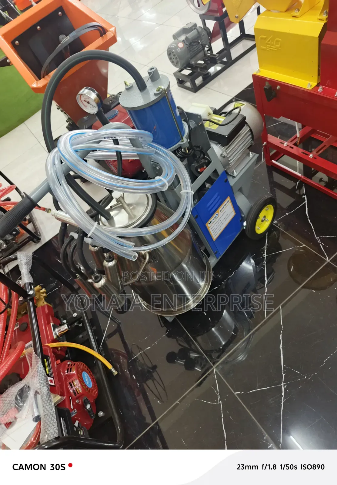 Single Cow Milking Machine