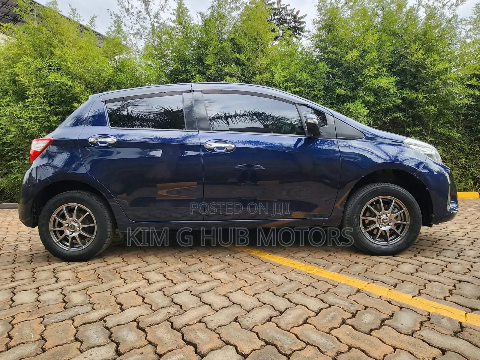 Toyota Vitz 2019 Blue