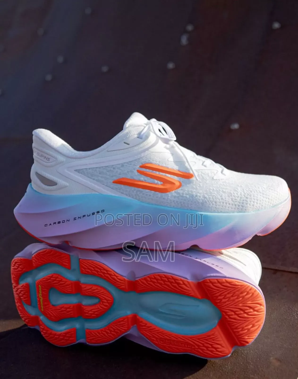 Sketchers Sneakers