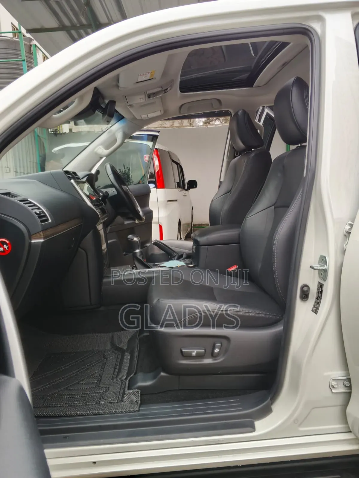 Toyota Land Cruiser Prado 2020 White