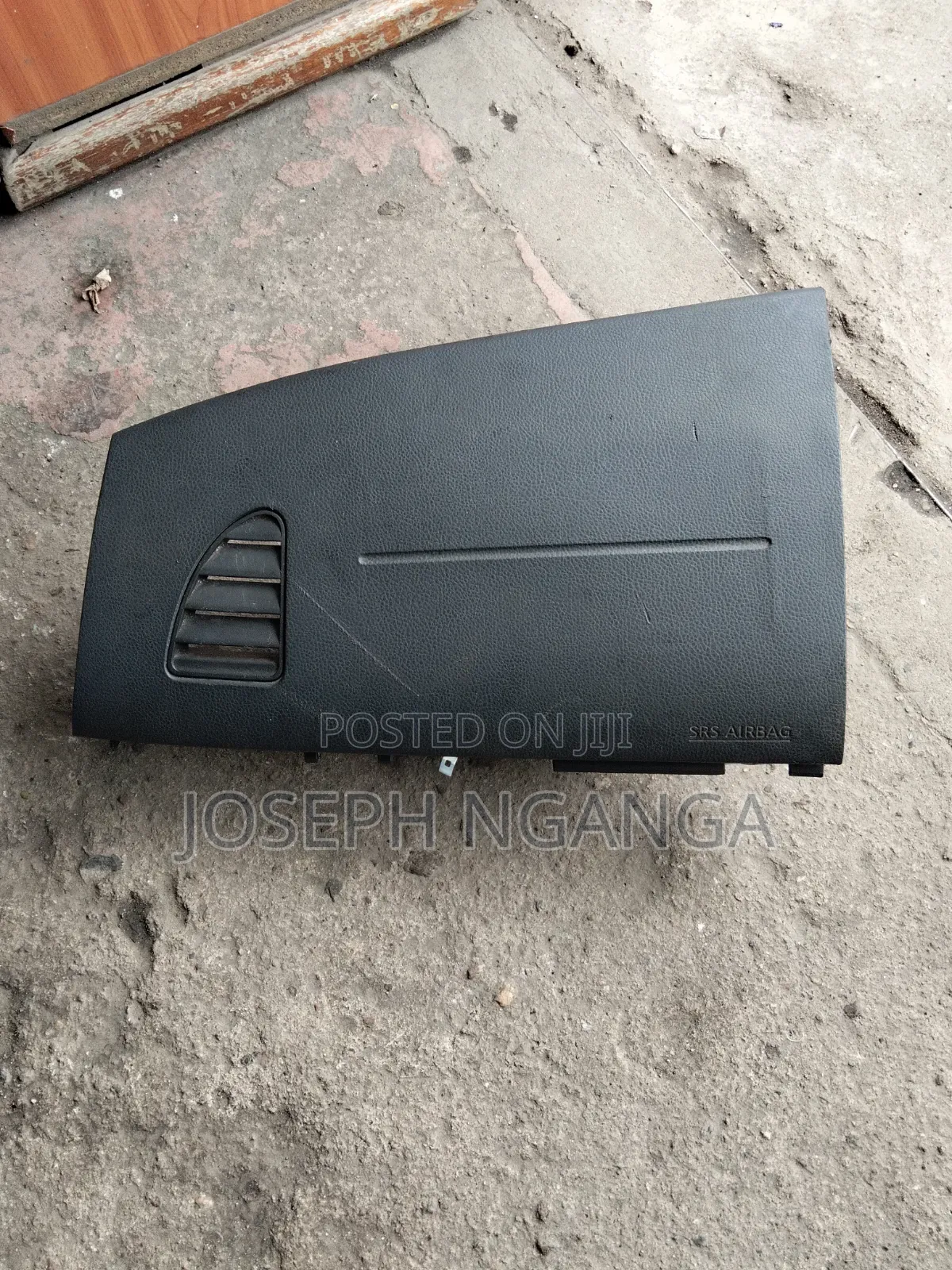 Nissan Tiida Dashboard Airbag