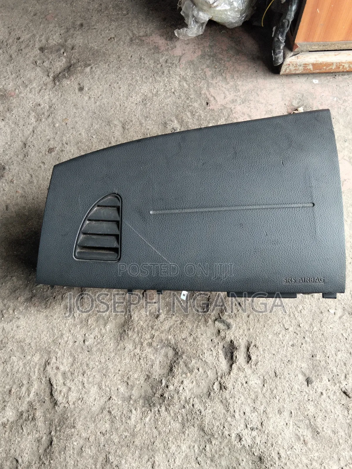 Nissan Tiida Dashboard Airbag