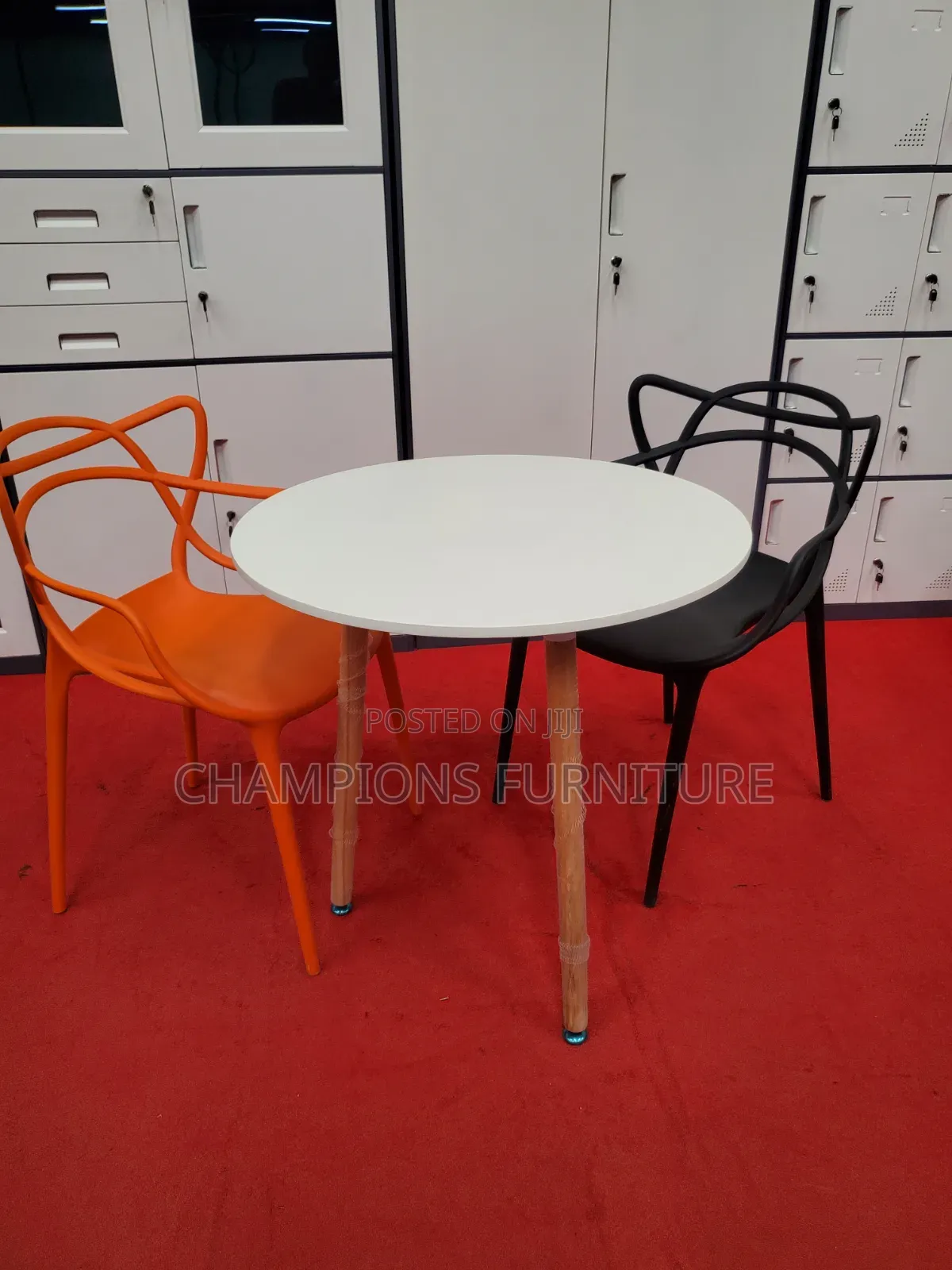 White Round Table and Intertwined Back Chairs Set