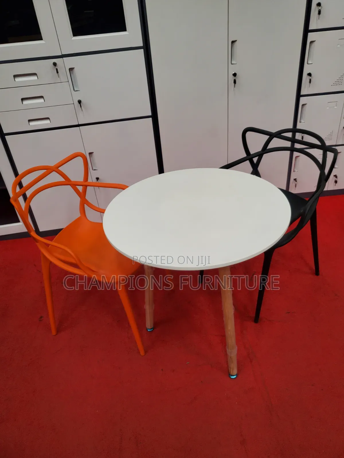 White Round Table and Intertwined Back Chairs Set