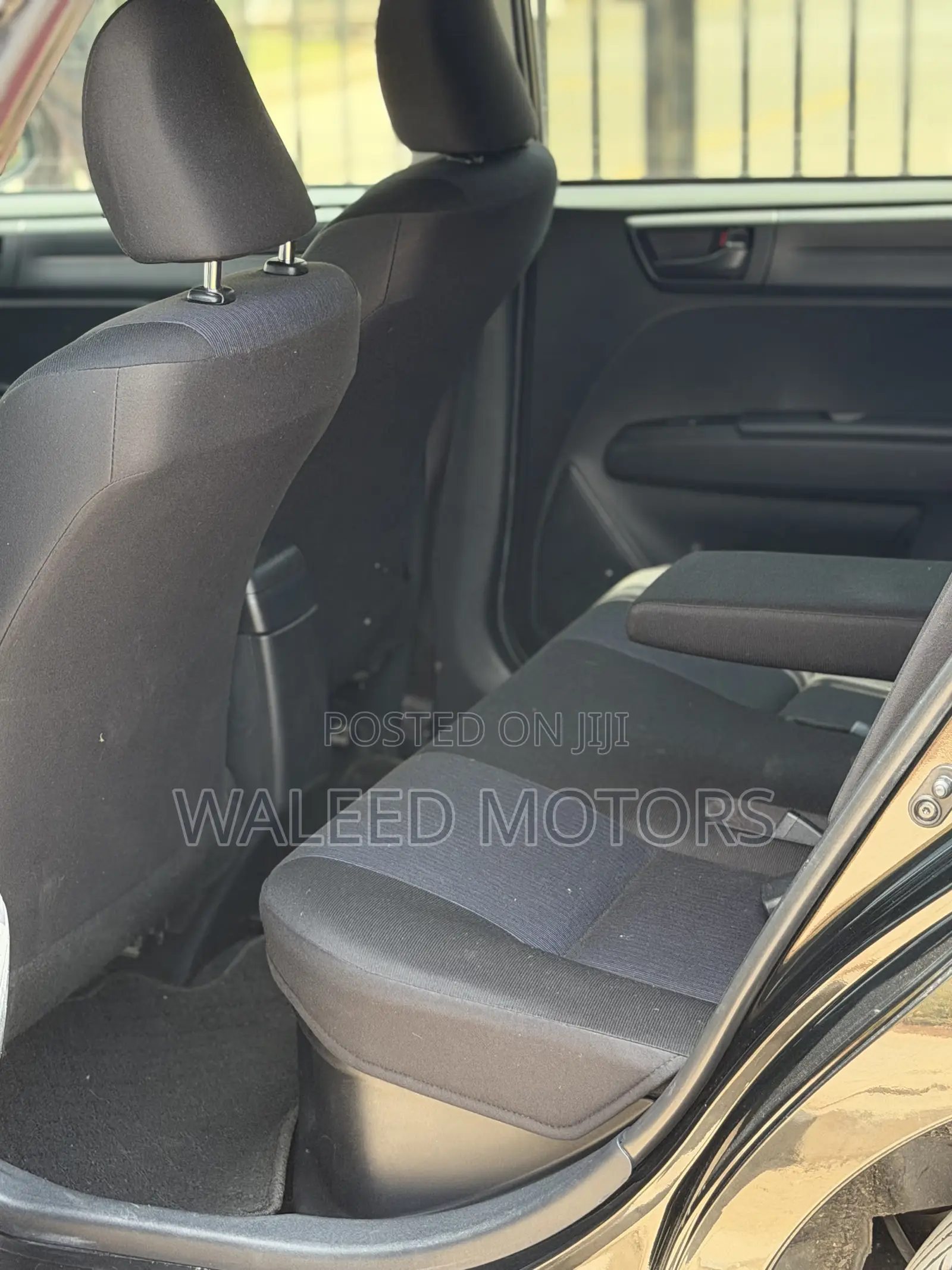 Toyota Corolla Fielder 1.5 Hybrid FWD 2019 Black