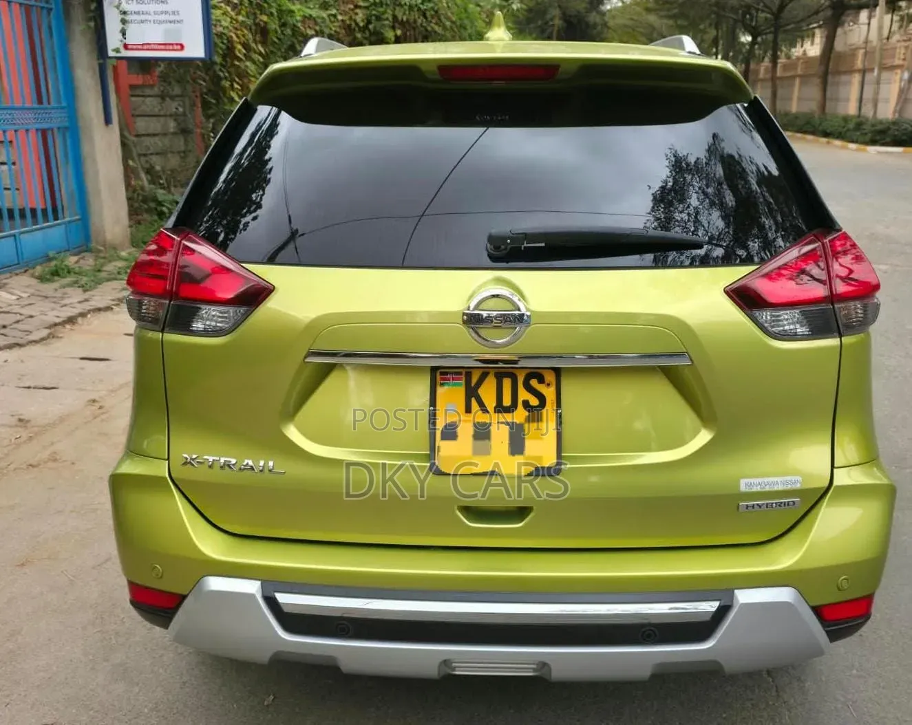 Nissan X-Trail 2017 Green