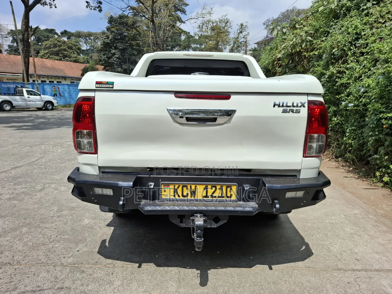 Toyota Hilux 2016 Off white