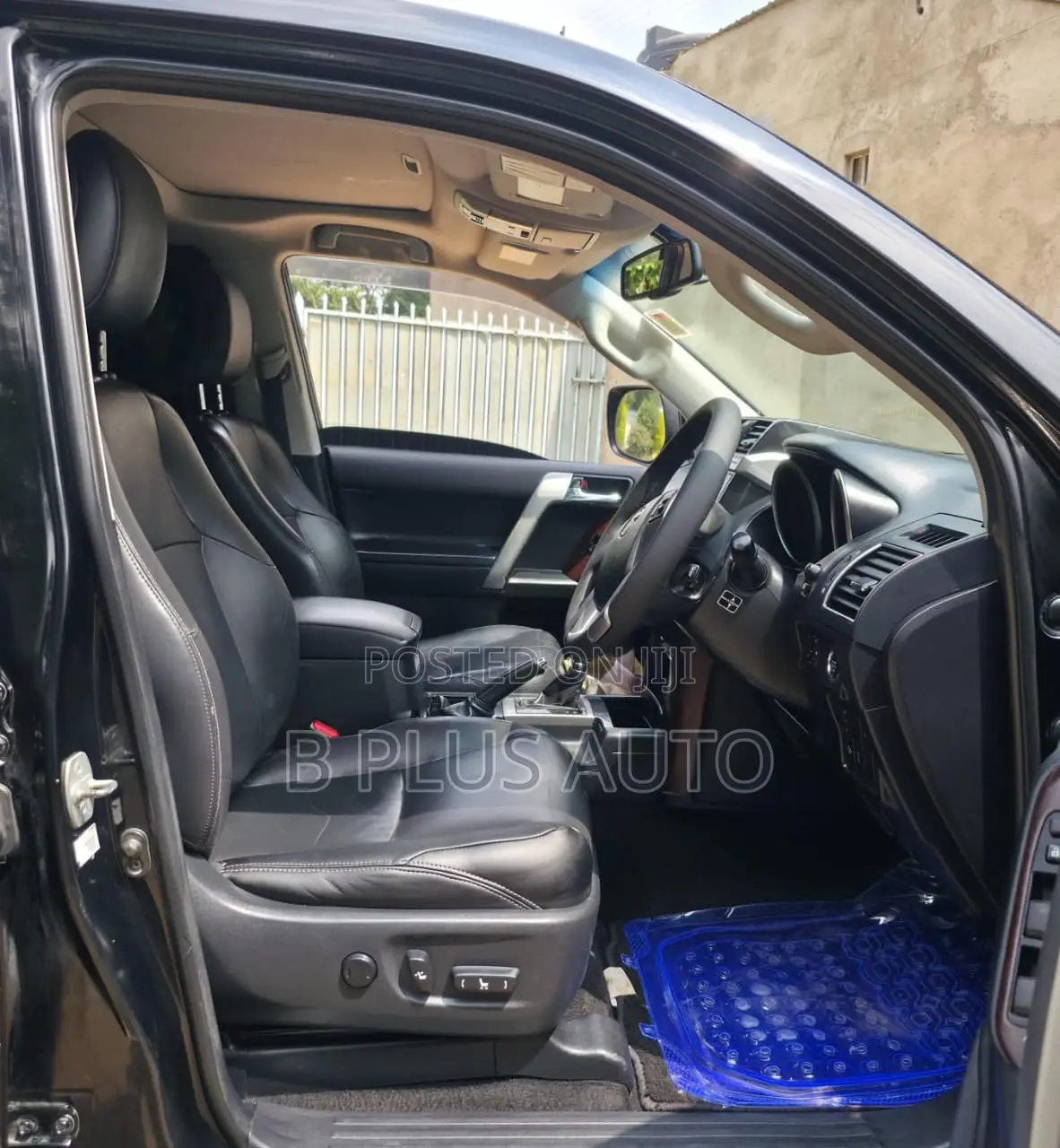 Toyota Land Cruiser Prado 2015 Black