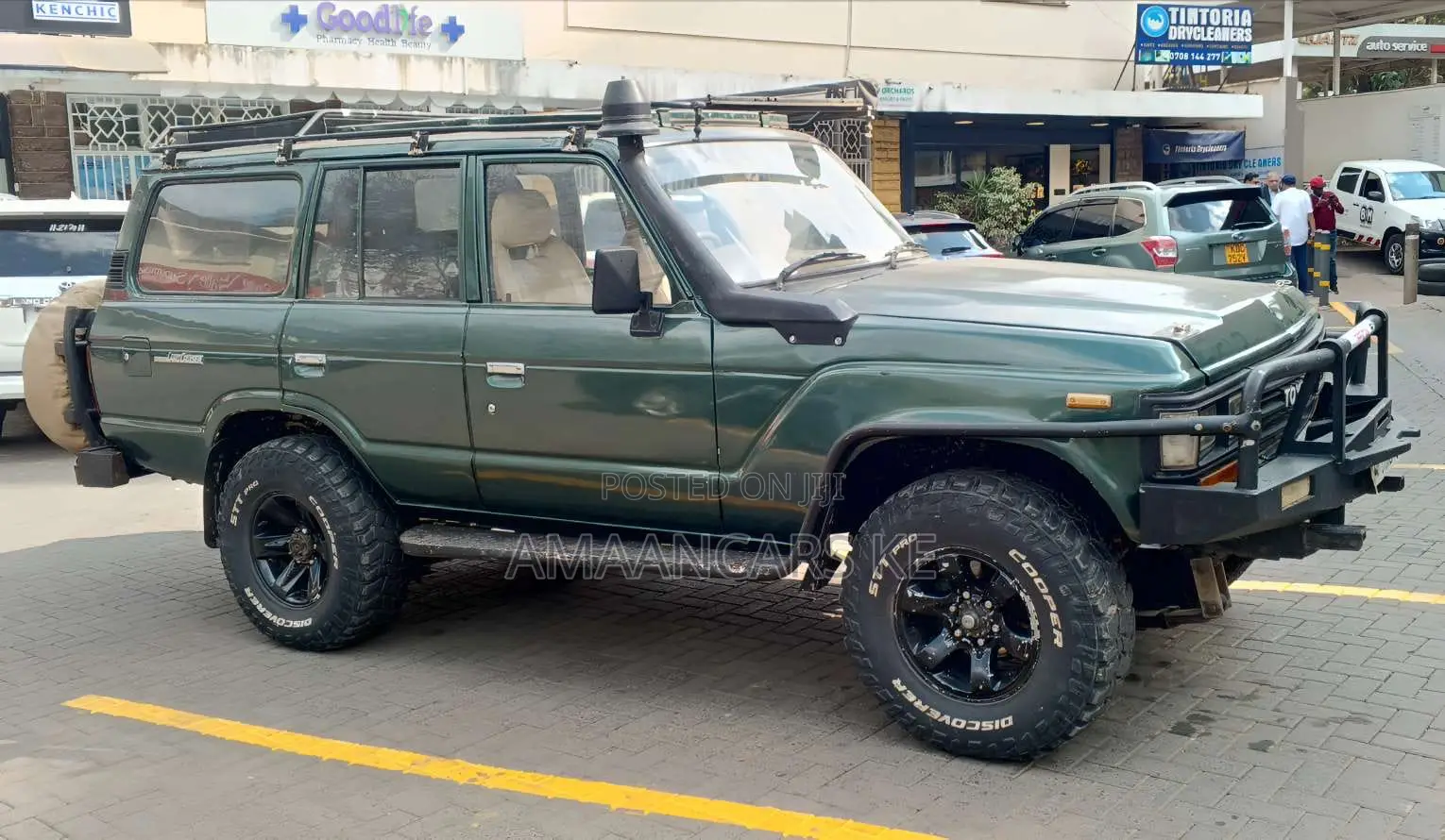 Toyota Land Cruiser 1990 Green
