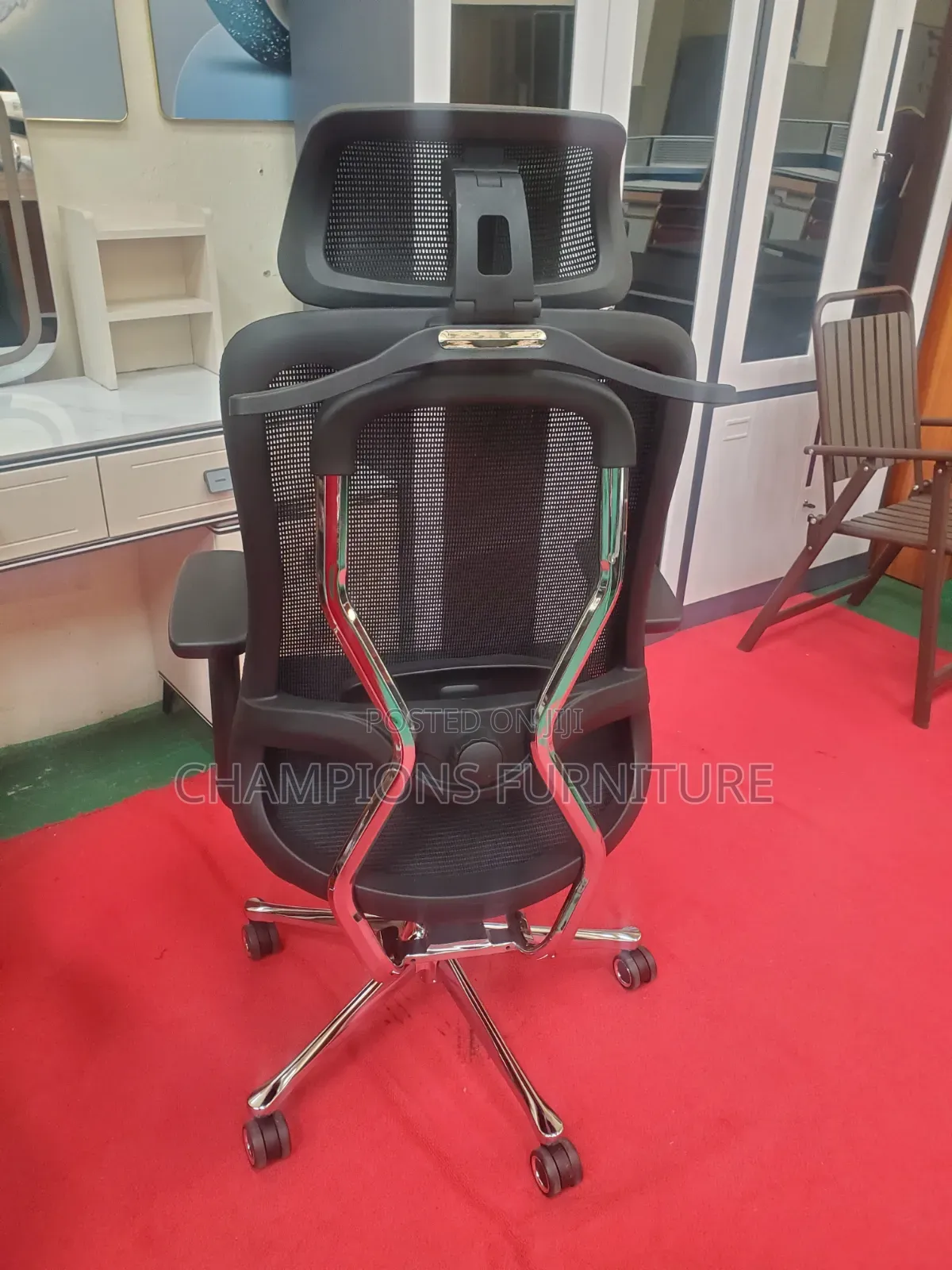 Chrome Spine Orthopedic Office Chair