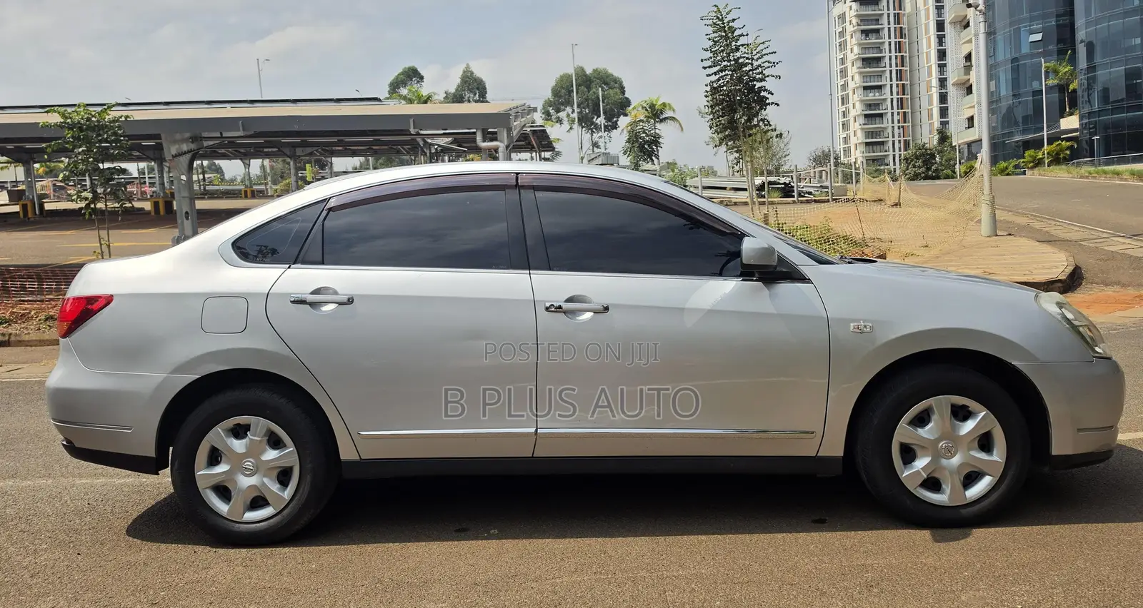 Nissan Bluebird 2012 Silver