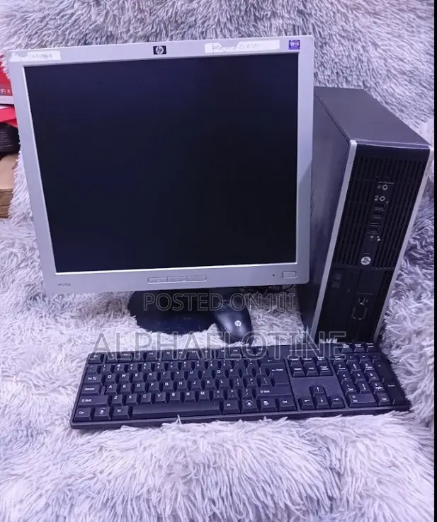 Desktop Computer HP EliteDesk 800 G3 4GB Intel Core i5 HDD 500GB