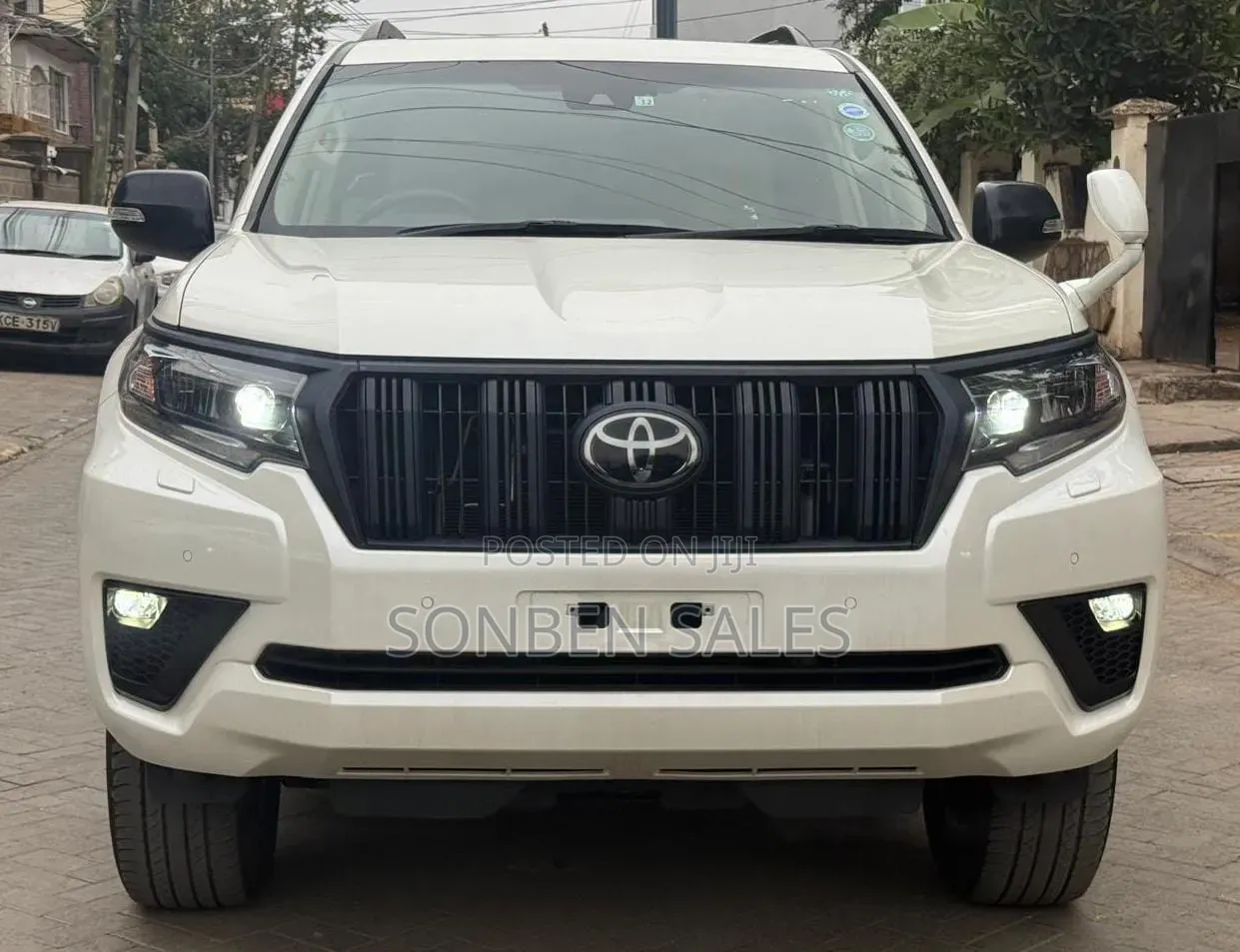 Toyota Land Cruiser Prado 2.7 2022 White