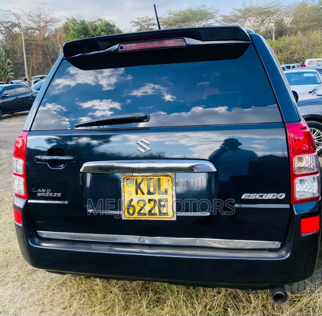Suzuki Escudo SV Premium 2014 Black