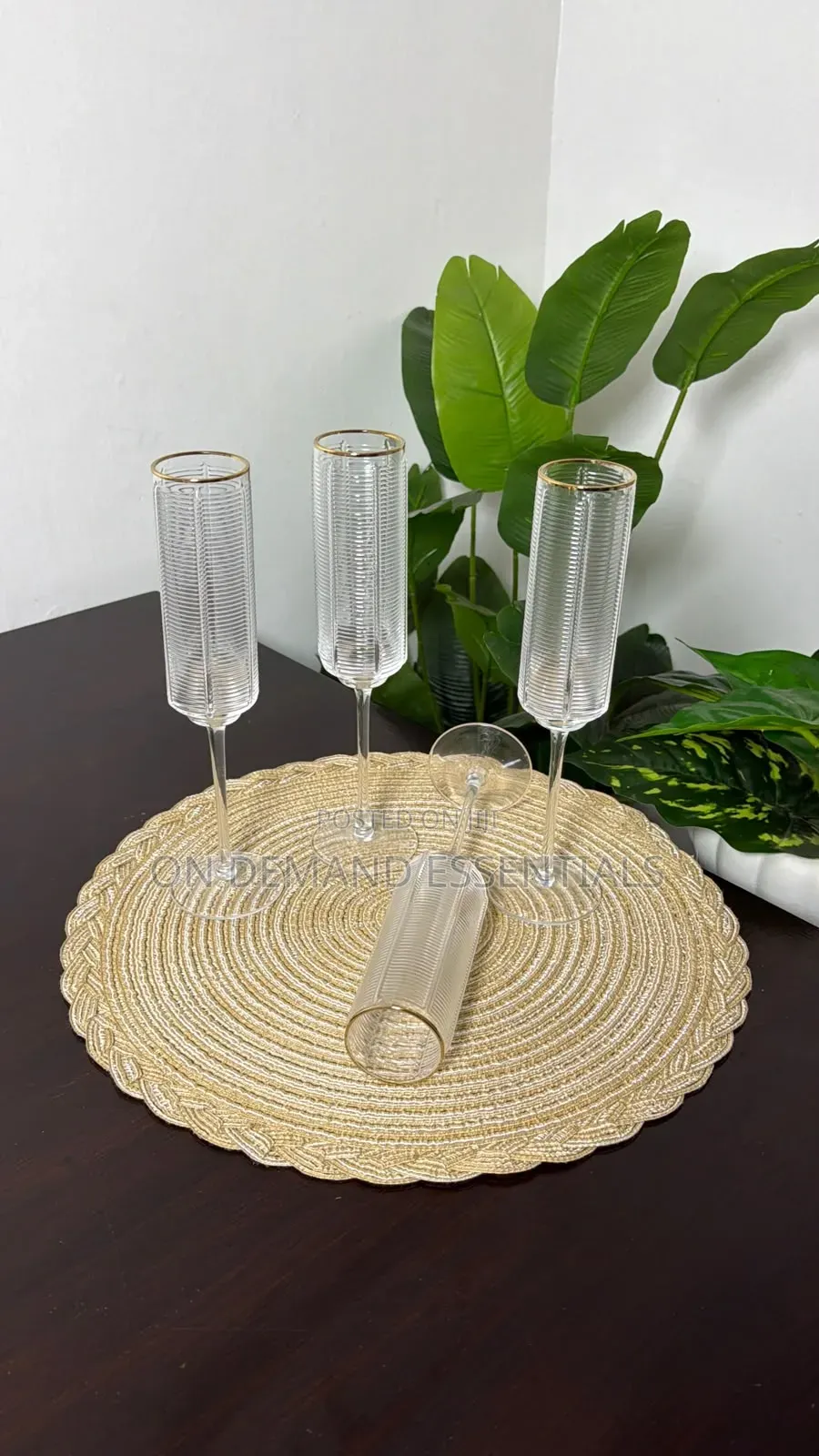 6pcs Luxurious,high Quality Champagne Flute With a Gold Rim