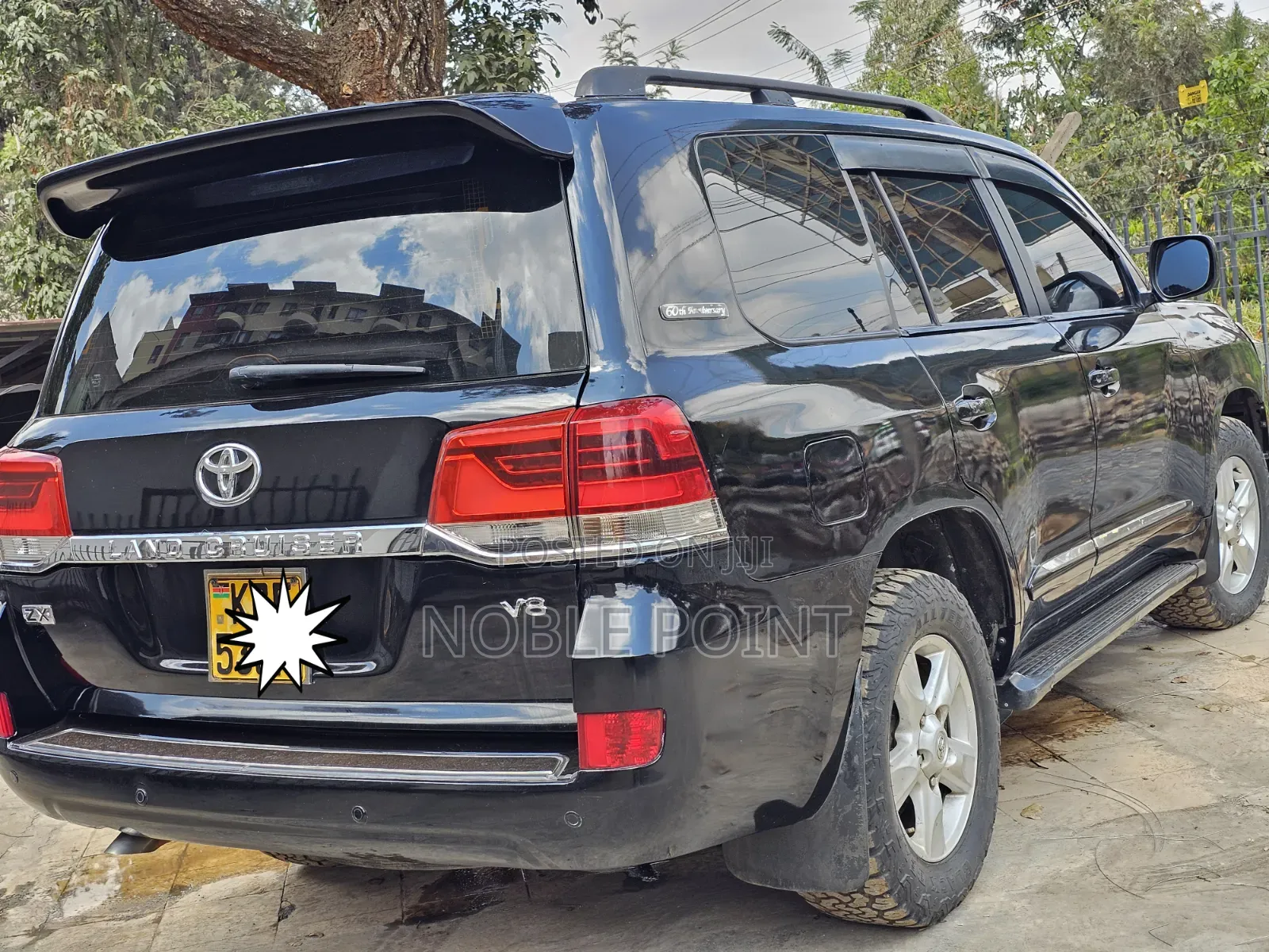 Toyota Land Cruiser 2010 Black