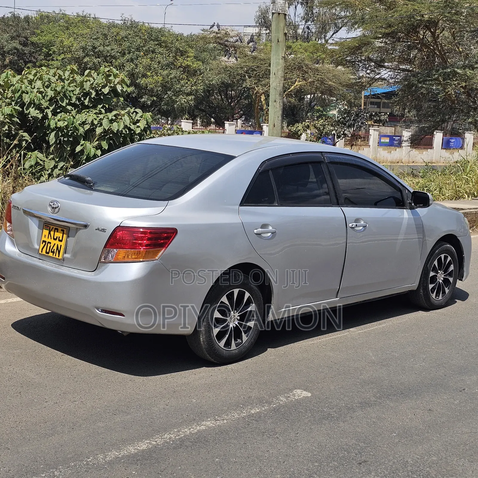 Toyota Allion 2010 Silver