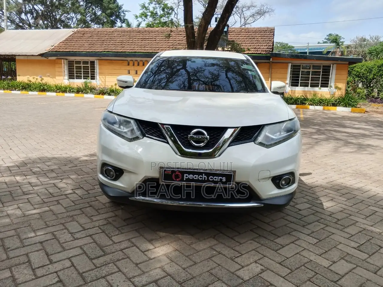 Nissan X-Trail 2015 White
