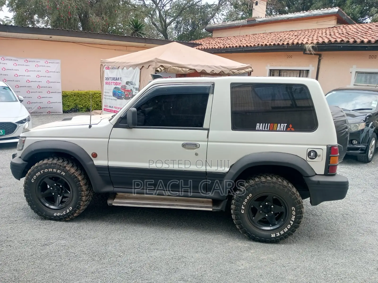 Mitsubishi Shogun 1990 White
