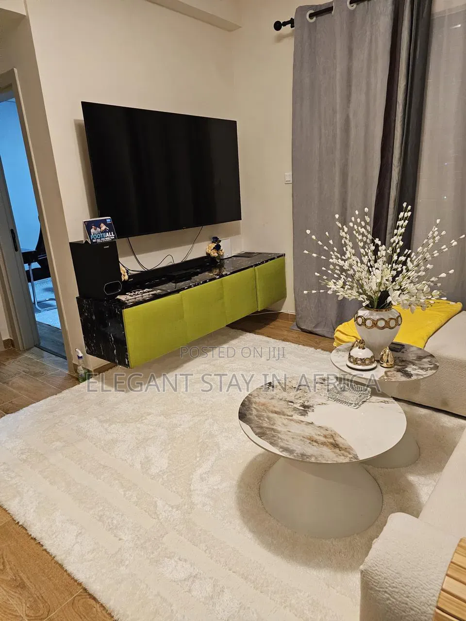 Cozy 1bed With Pool in Kilimani at Per Day