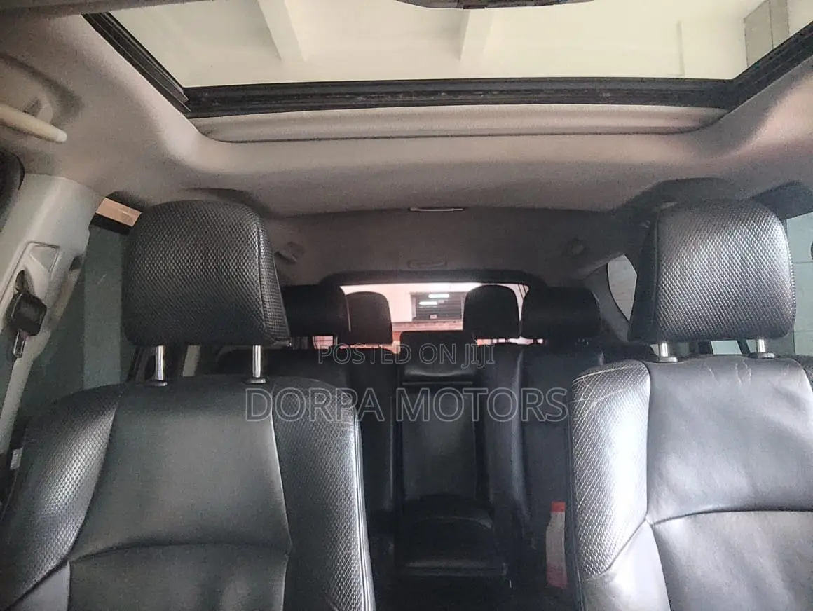 Toyota Land Cruiser 4.0 V6 GX 2010 Silver