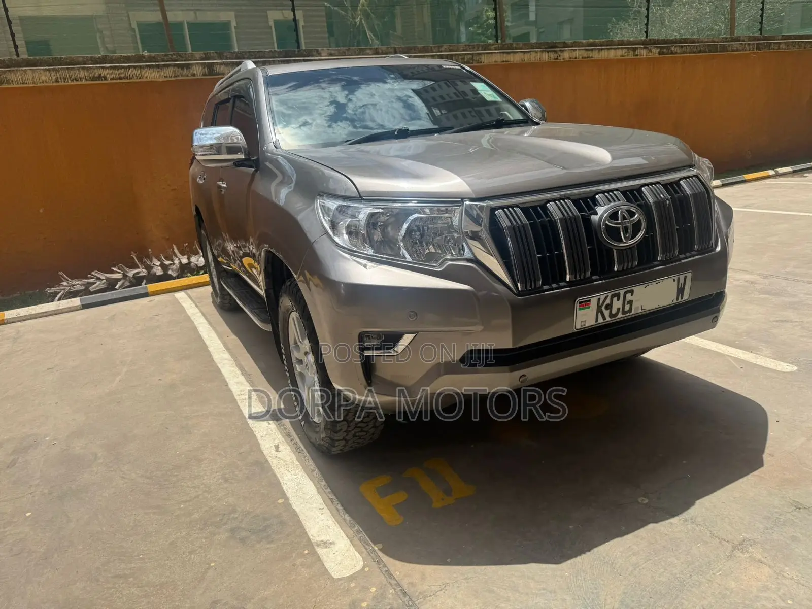 Toyota Land Cruiser 4.0 V6 GX 2010 Silver