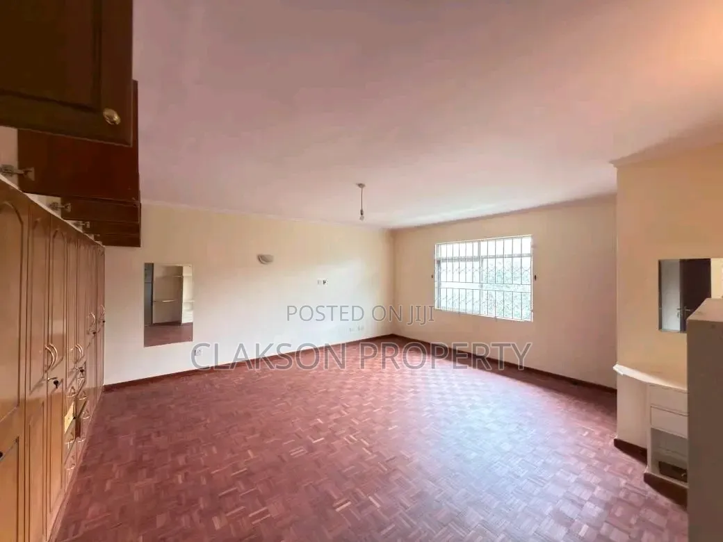 4bdrm Townhouse / Terrace in Lavington, Valley Arcade for rent