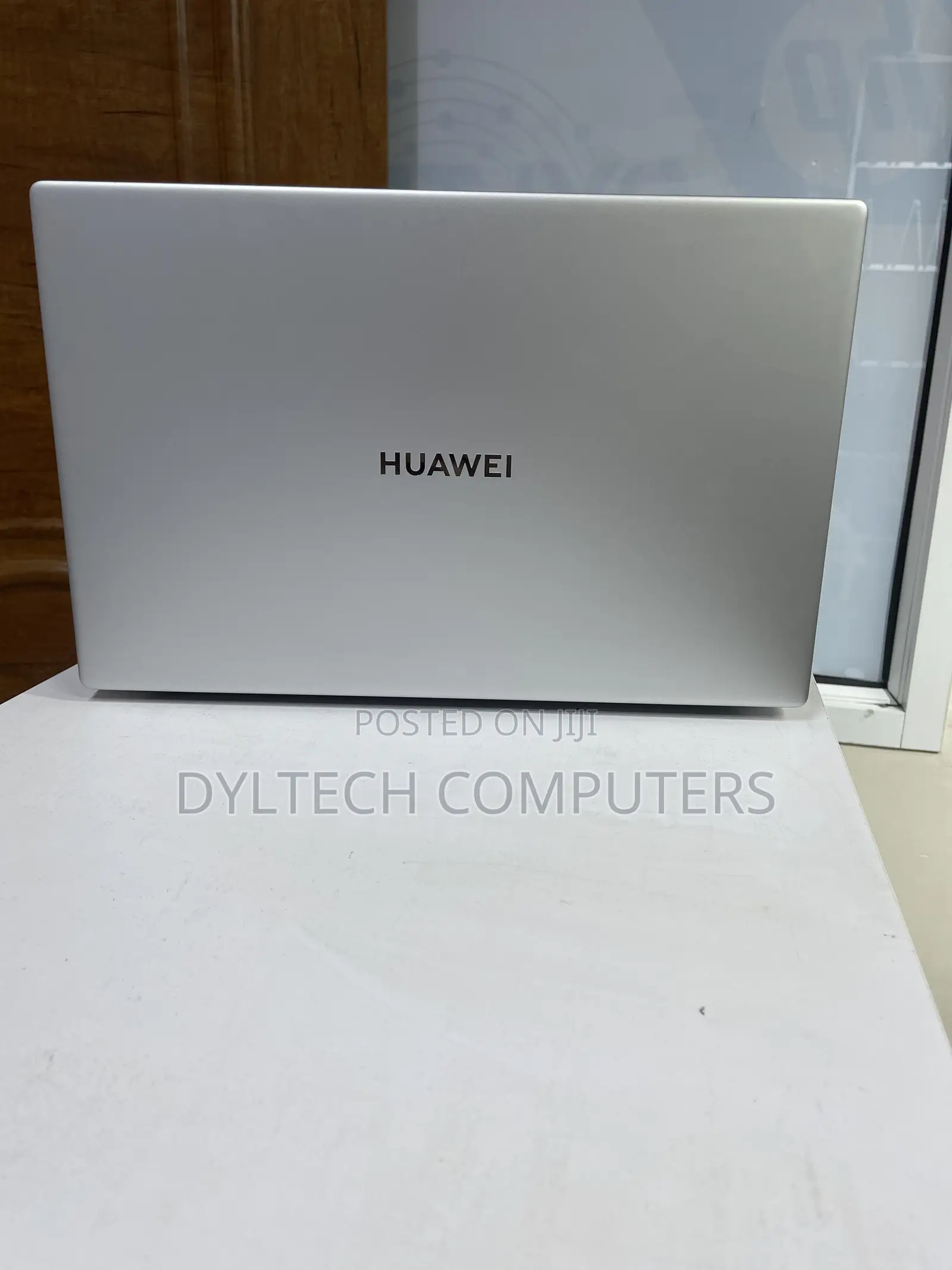 Laptop Huawei Matebook D 15 8GB Intel Core i3 SSD 256GB