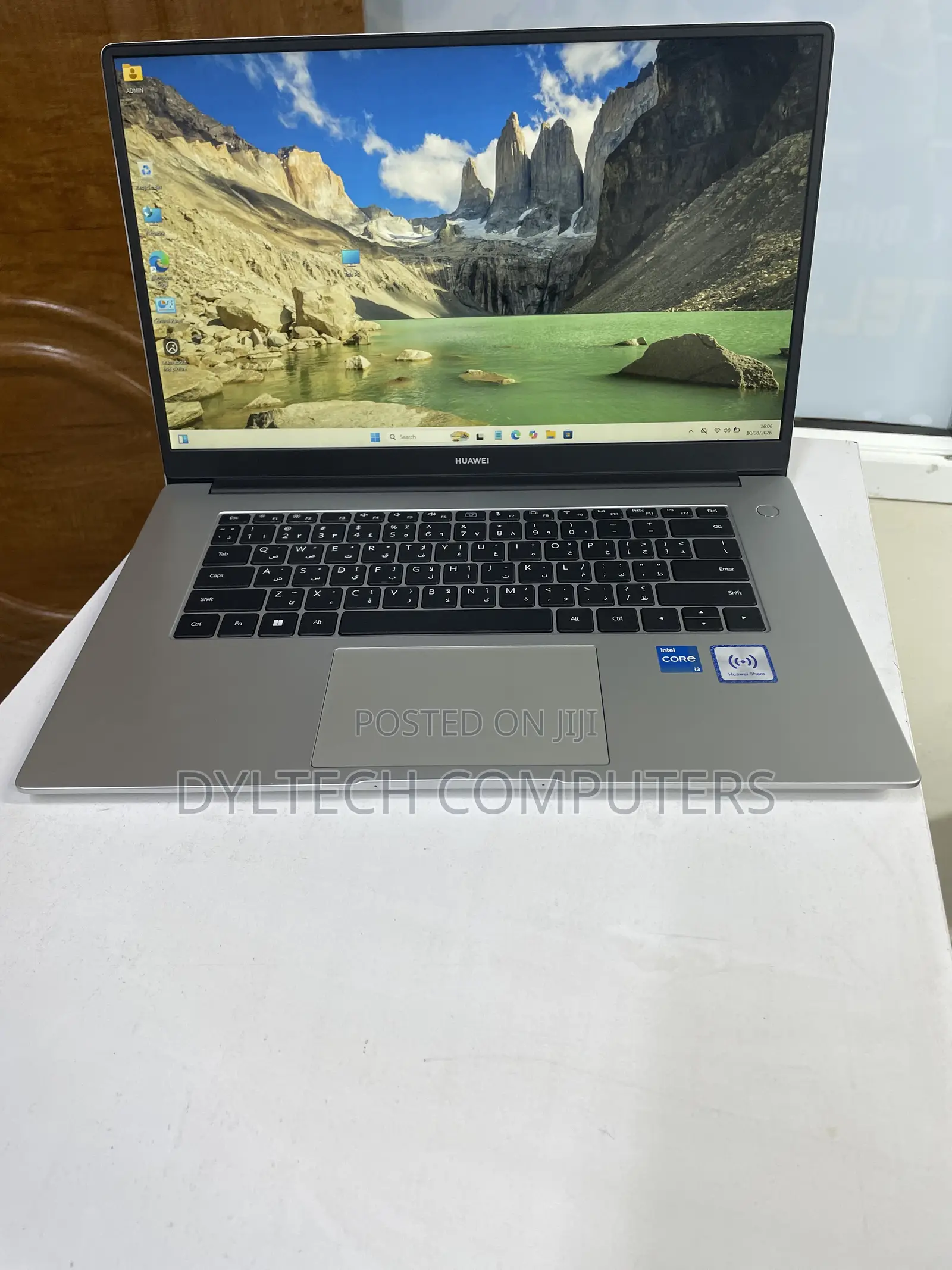 Laptop Huawei Matebook D 15 8GB Intel Core i3 SSD 256GB