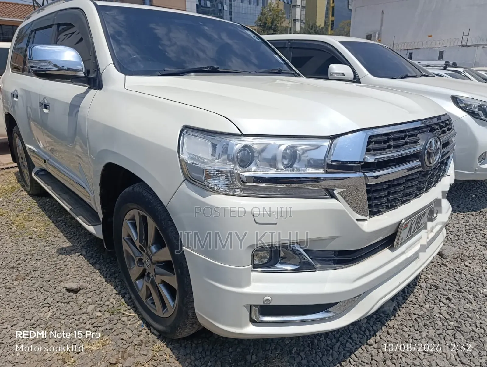 Toyota Land Cruiser 2015 White