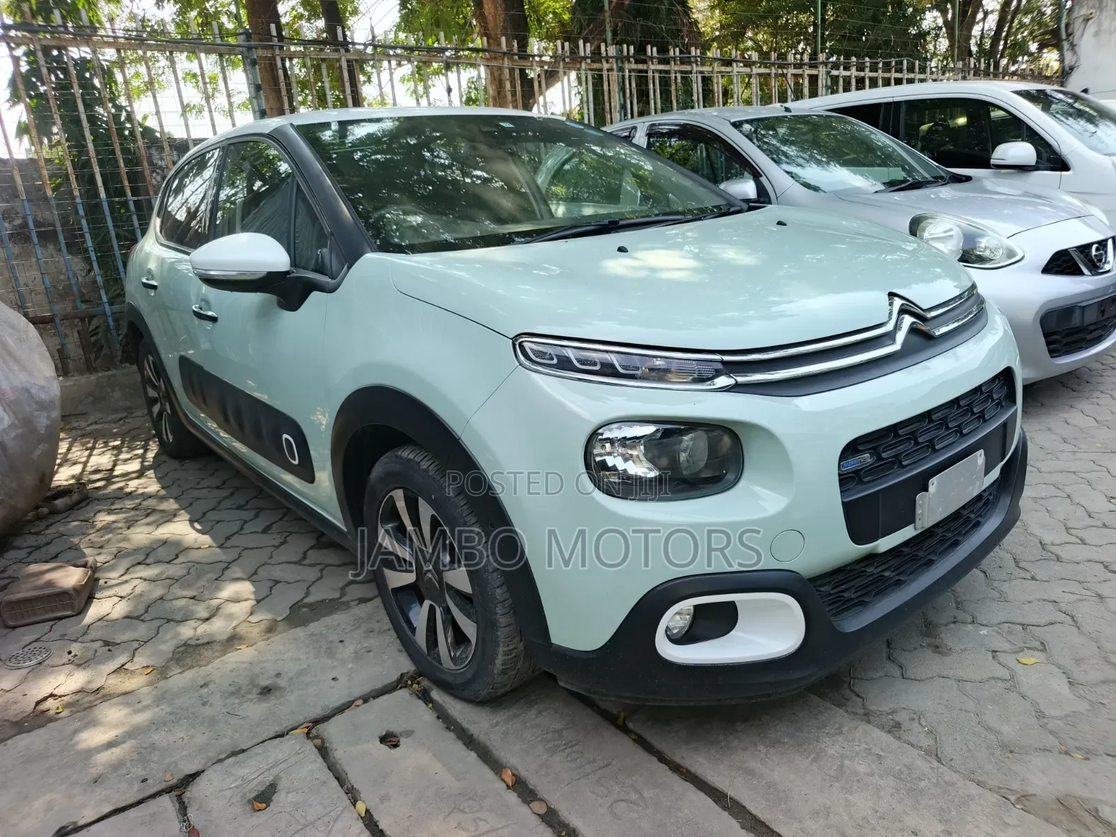 Citroen C3 1.2 Puretech 68hp FWD 2019 Green