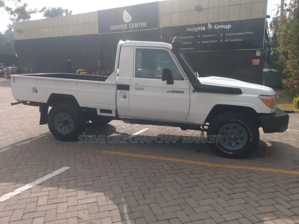 Toyota Land Cruiser 79 Series 2019 White