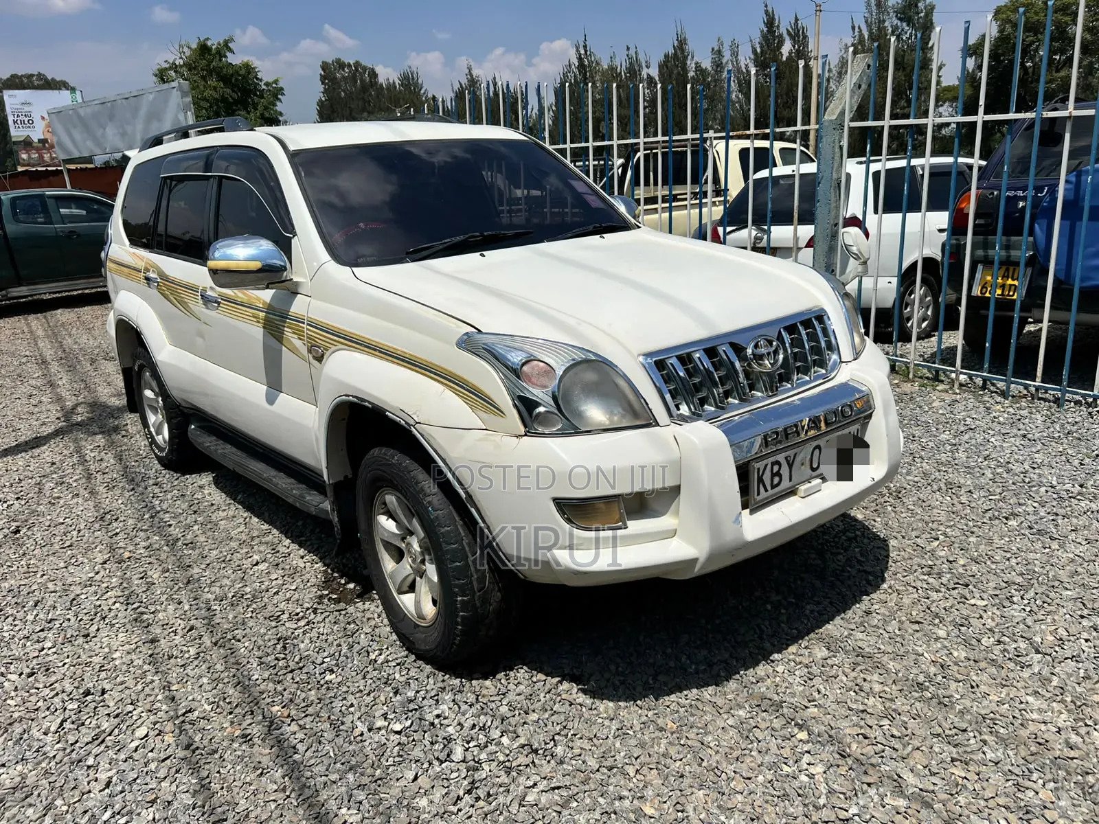 Toyota Land Cruiser Prado 2009 White