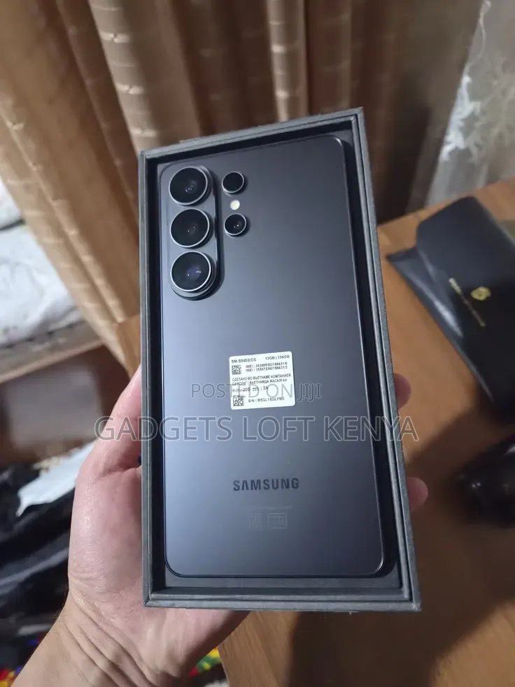New Samsung Galaxy S26 Ultra 5G 256 GB Black