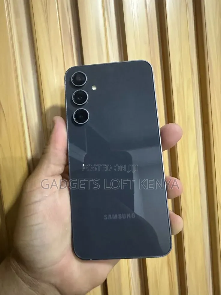 New Samsung Galaxy S25 256 GB Black