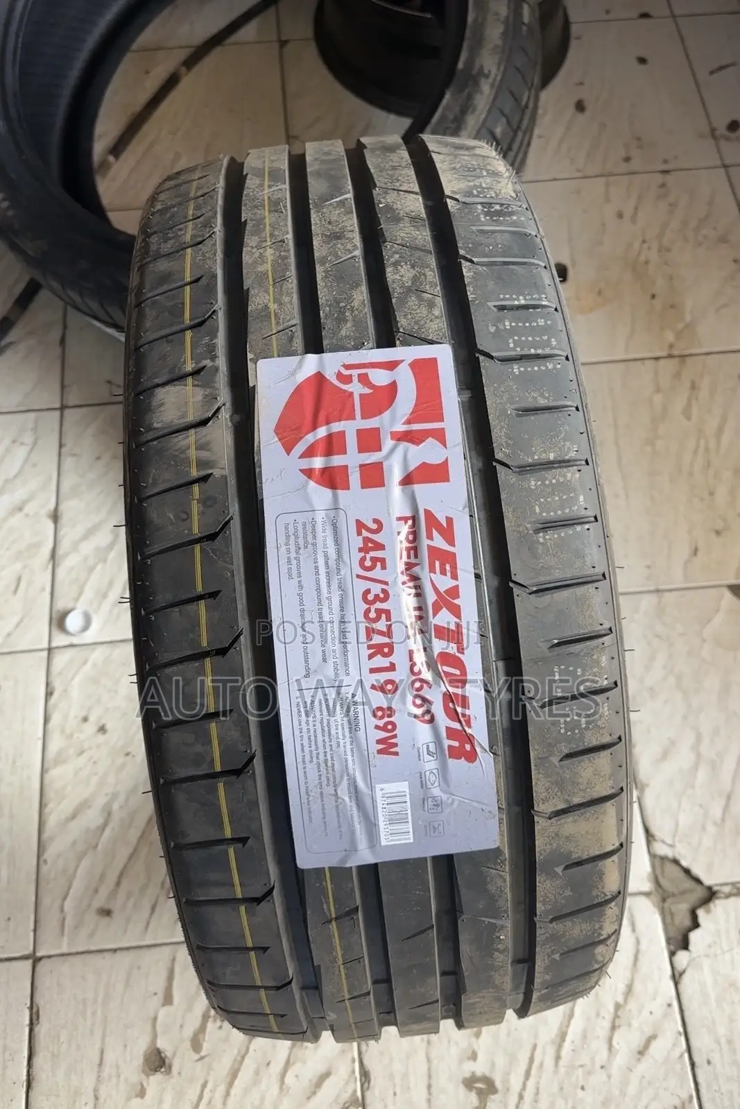 245/35r19 Zextour