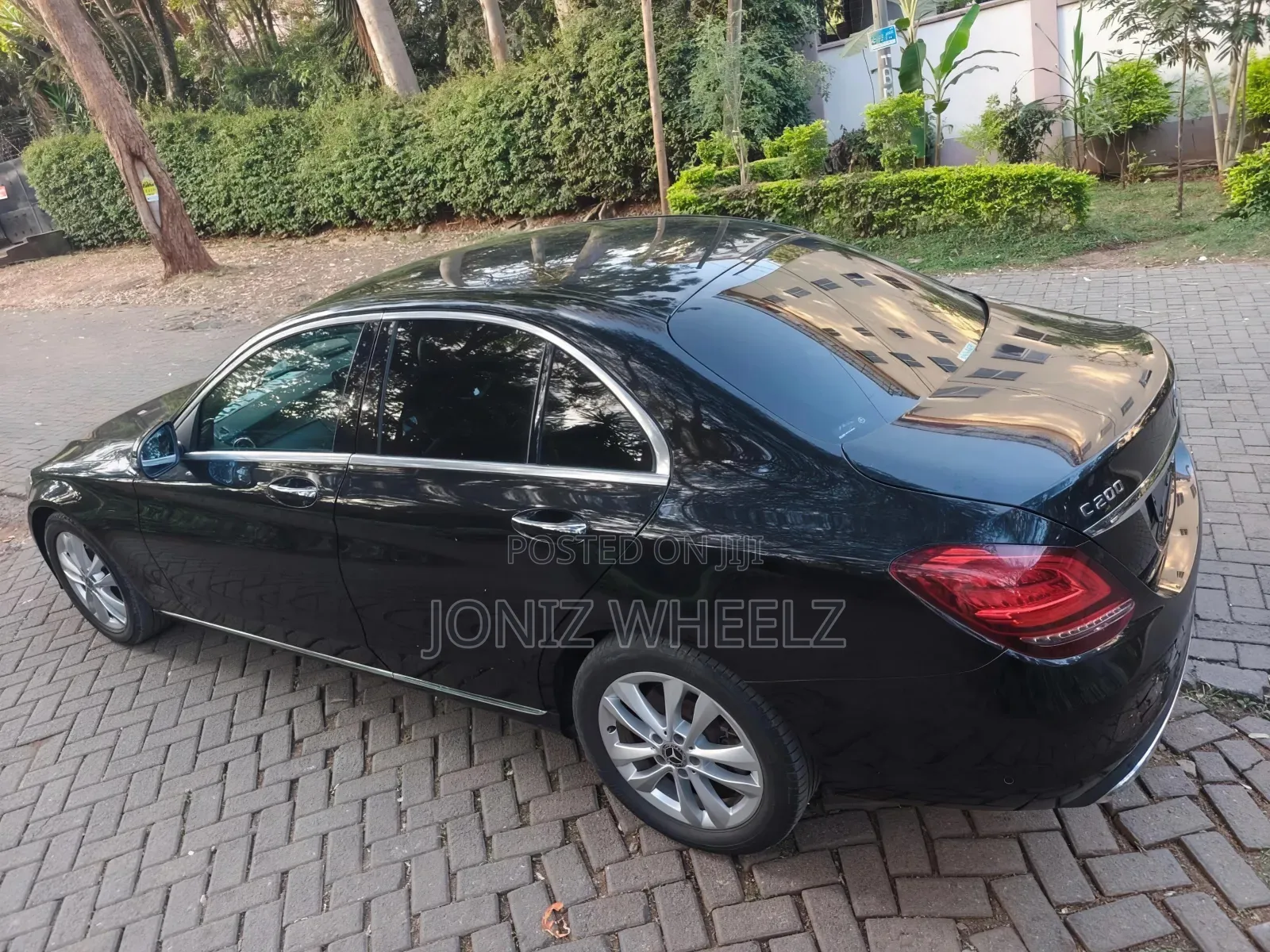 Mercedes-Benz C200 2019 Black